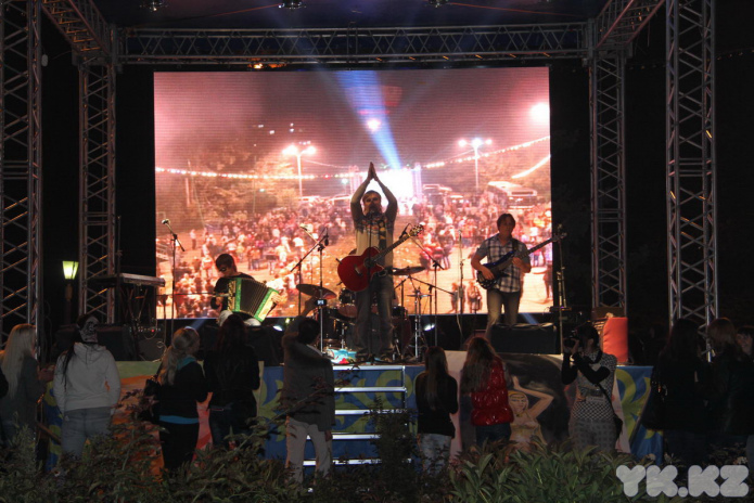 Зомби на Арбате (+фото)